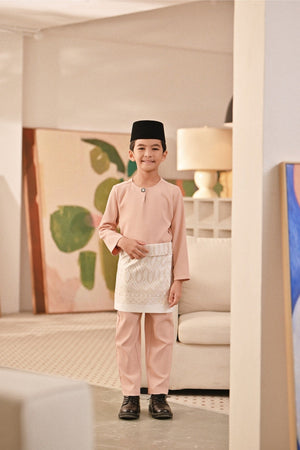 Baju Melayu Kids Teluk Belanga Deluxe Smart Fit - Pale Blush