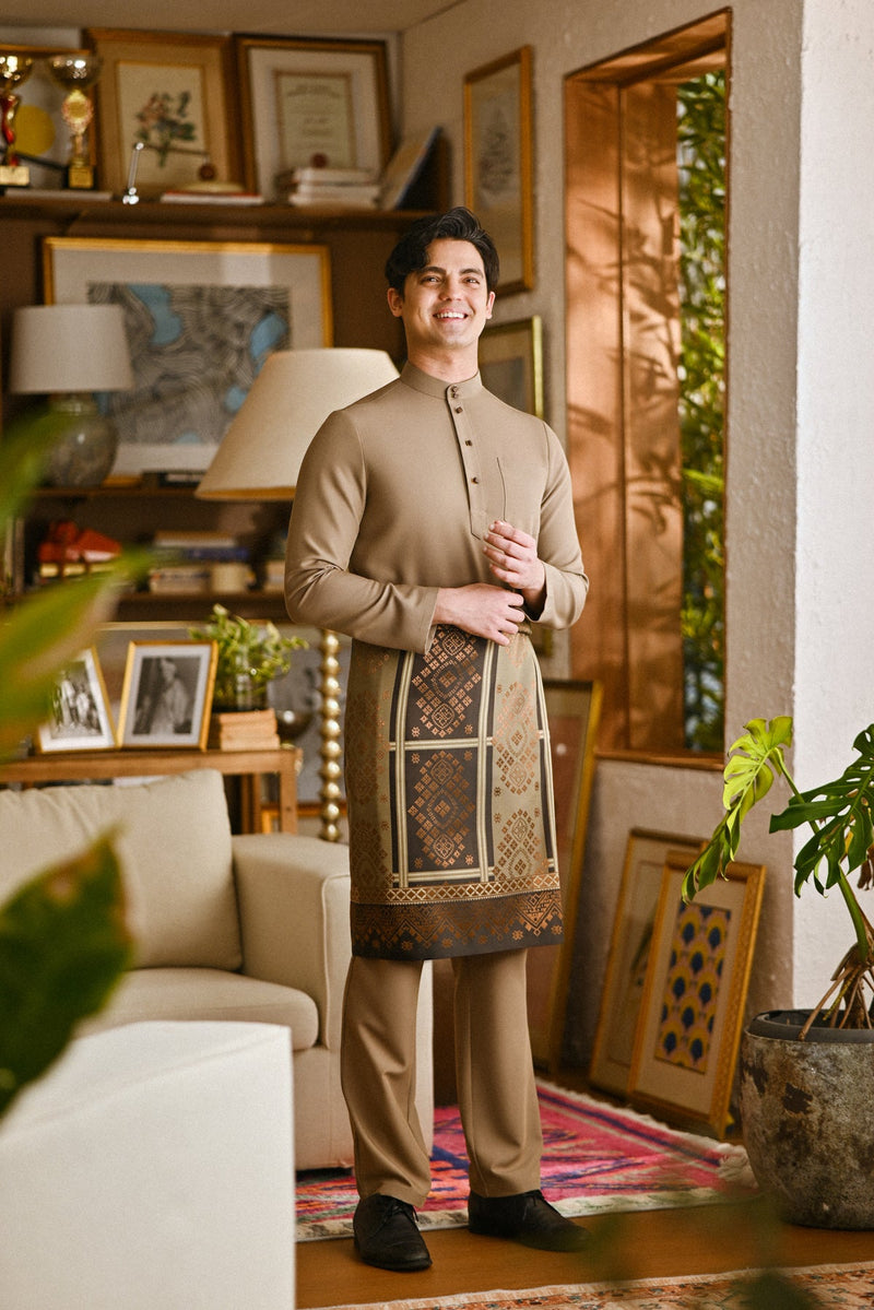 Pahlawan Bespoke Fit Baju Melayu Cekak Musang - Ashley Brown