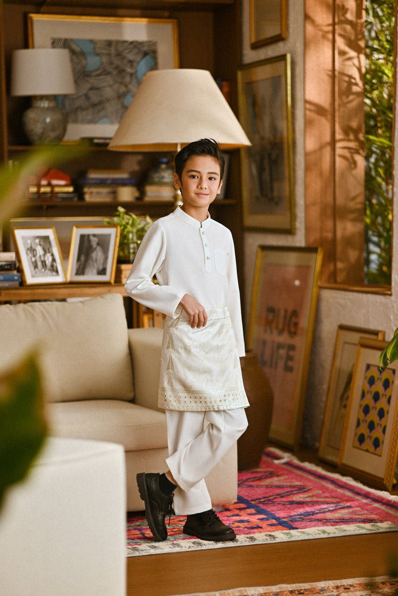 Pahlawan Bespoke Fit Kids Baju Melayu Cekak Musang - Off White