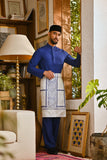 Pahlawan Bespoke Fit Baju Melayu Cekak Musang - Royal Blue