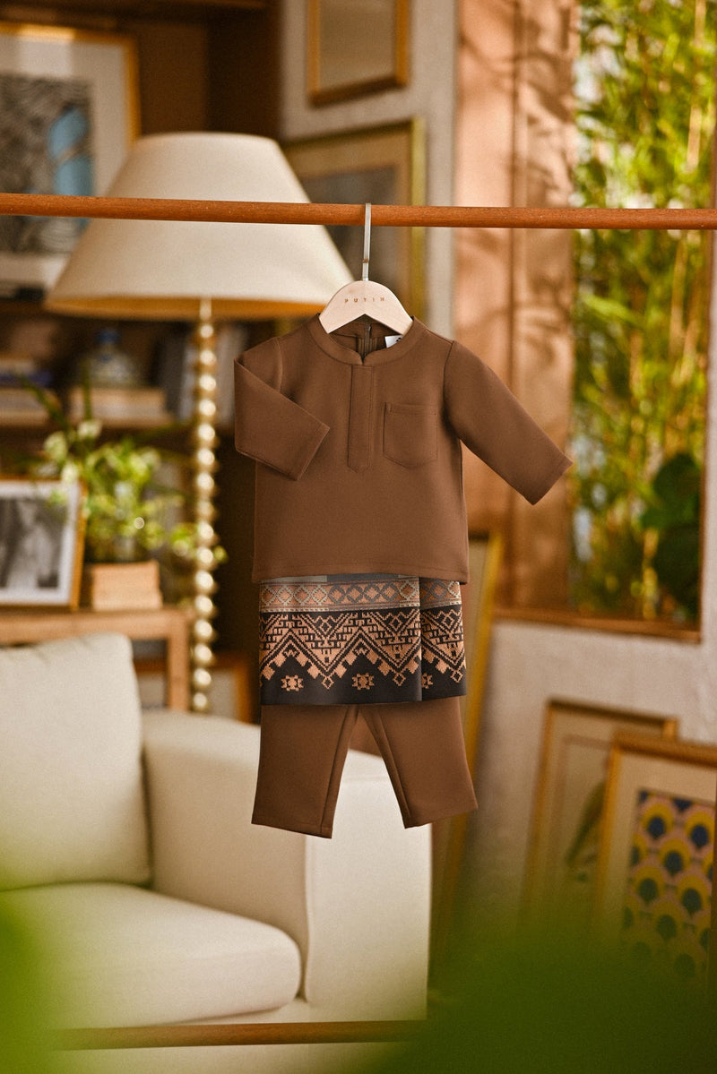 Pahlawan Bespoke Fit Babies Baju Melayu Cekak Musang - Milk Chocolate
