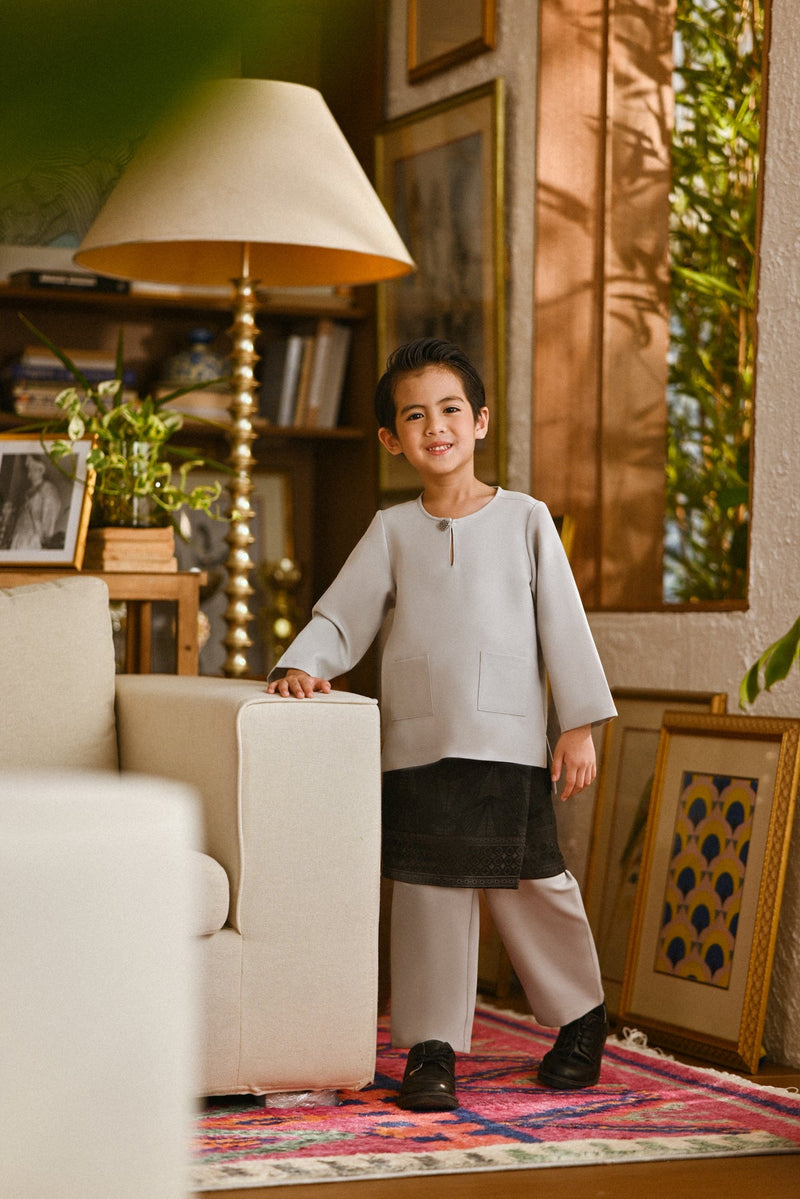 Pahlawan Smart Fit Kids Baju Melayu Teluk Belanga - Light Grey