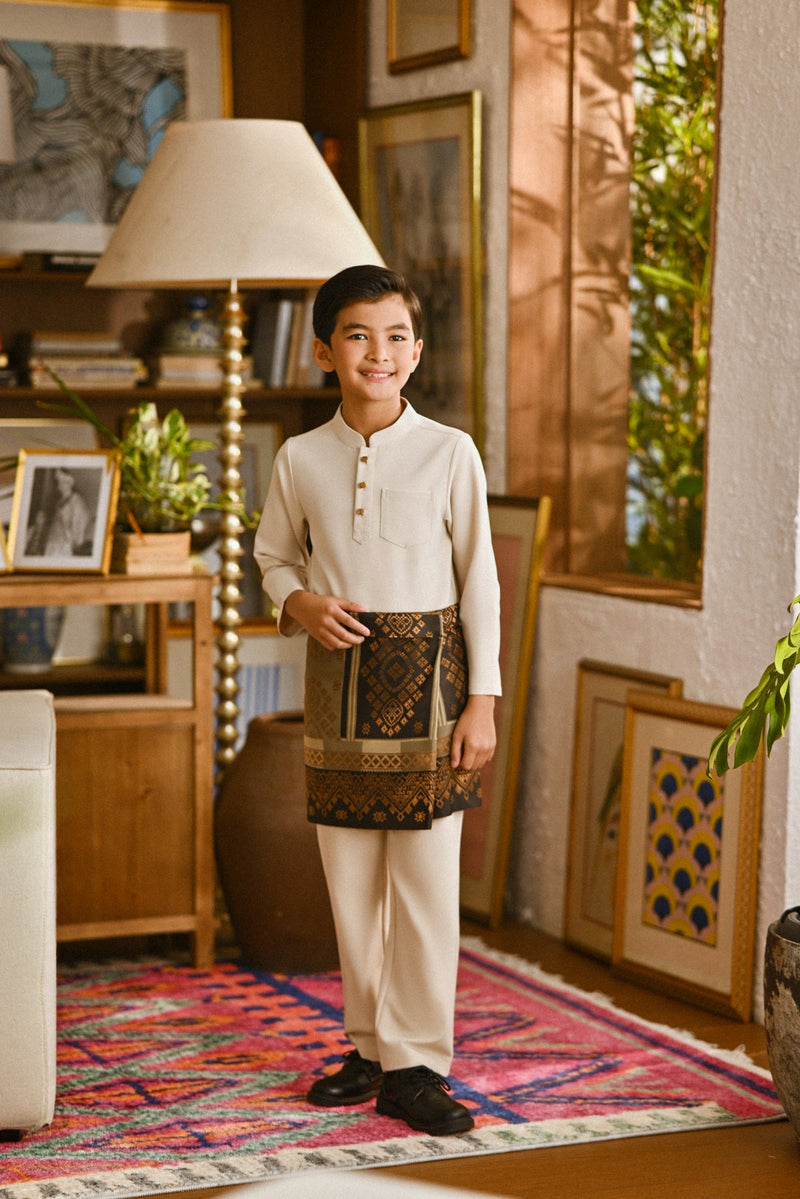 Pahlawan Bespoke Fit Kids Baju Melayu Cekak Musang - Nude