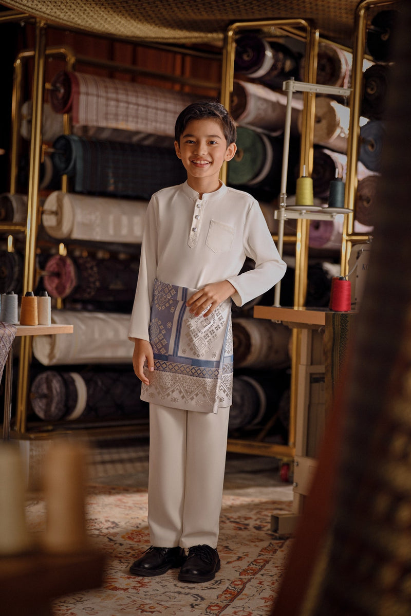 Bendahara Bespoke Fit Kids Baju Melayu Cekak Musang - Off White