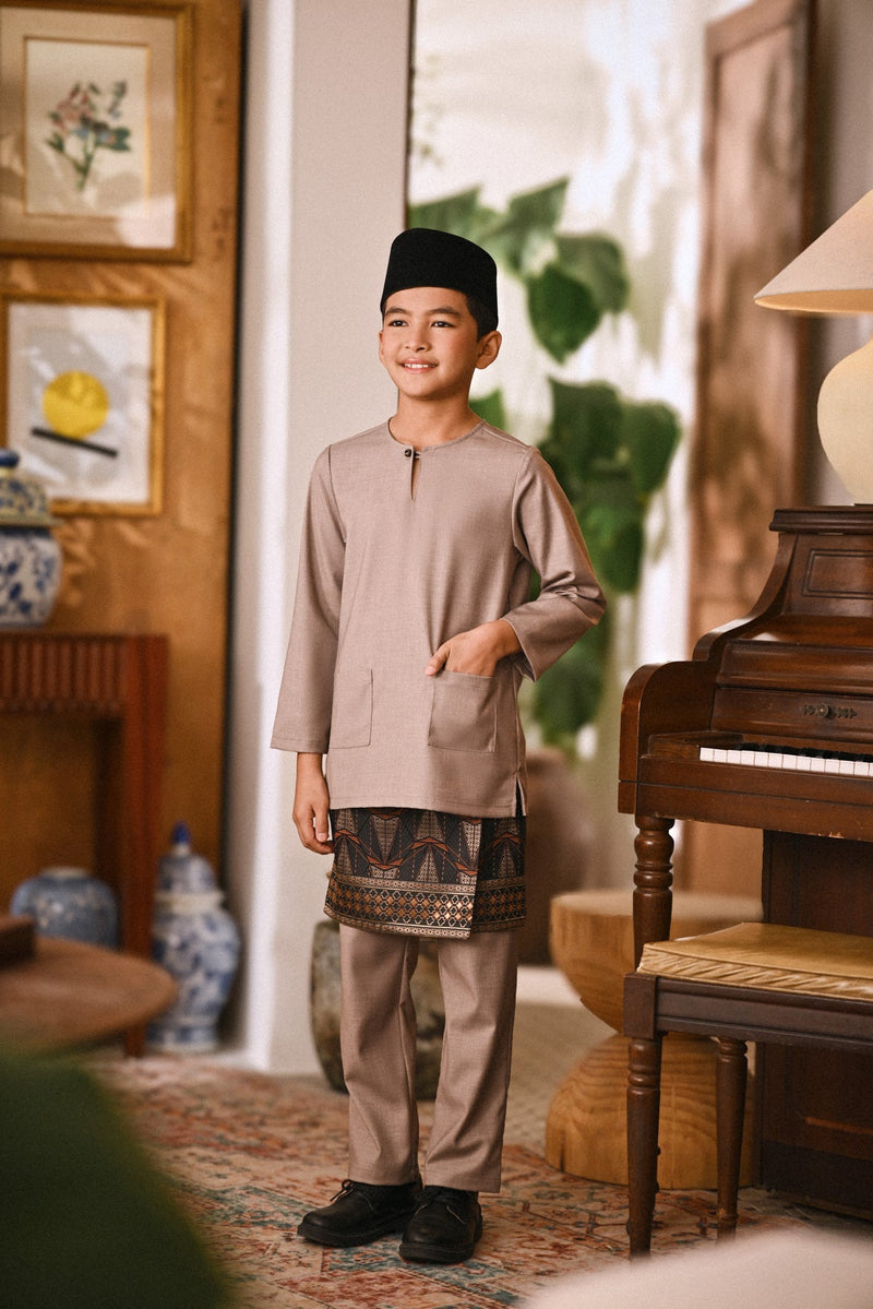 Arjuna Smart Fit Kids Baju Melayu Teluk Belanga - Mocha