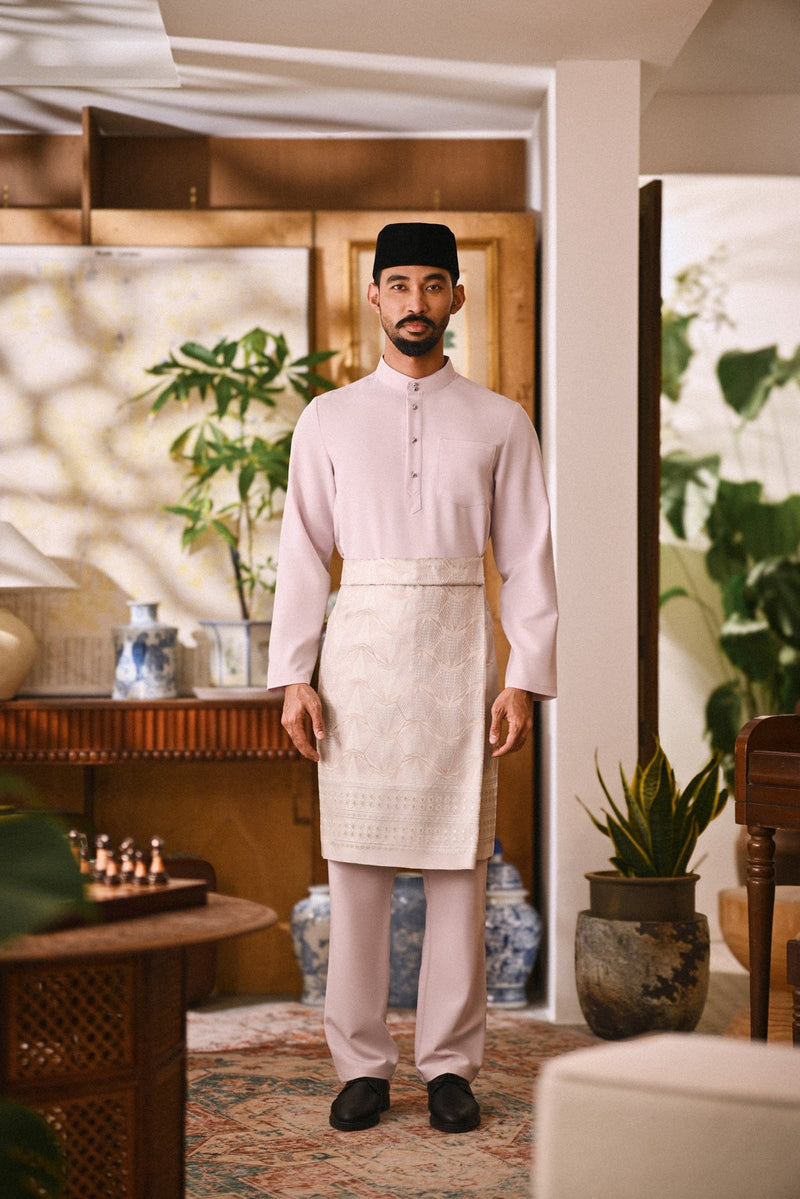 Arjuna Bespoke Fit Baju Melayu Cekak Musang - Light lavender