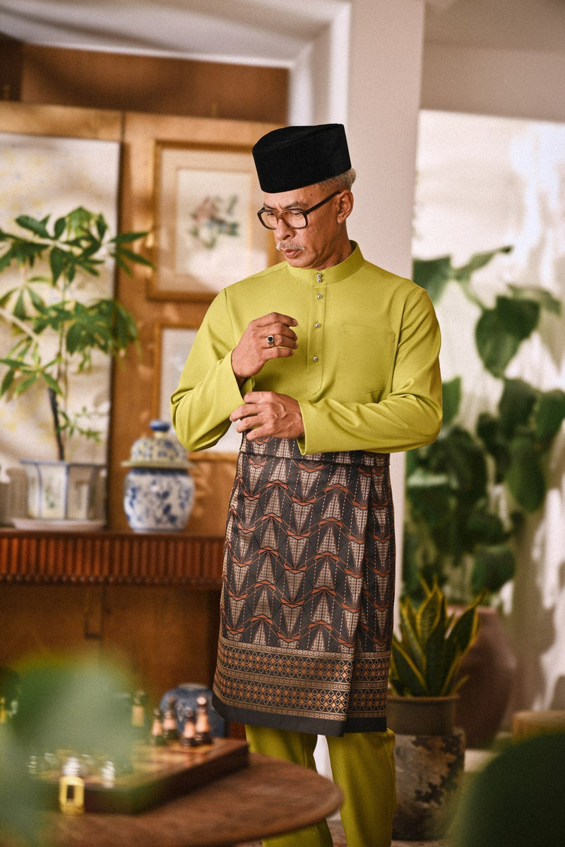 Arjuna Bespoke Fit Baju Melayu Cekak Musang - Moss Green