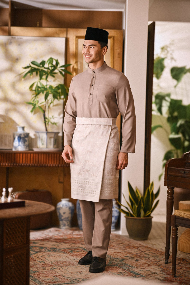 Arjuna Bespoke Fit Baju Melayu Cekak Musang - Mocha