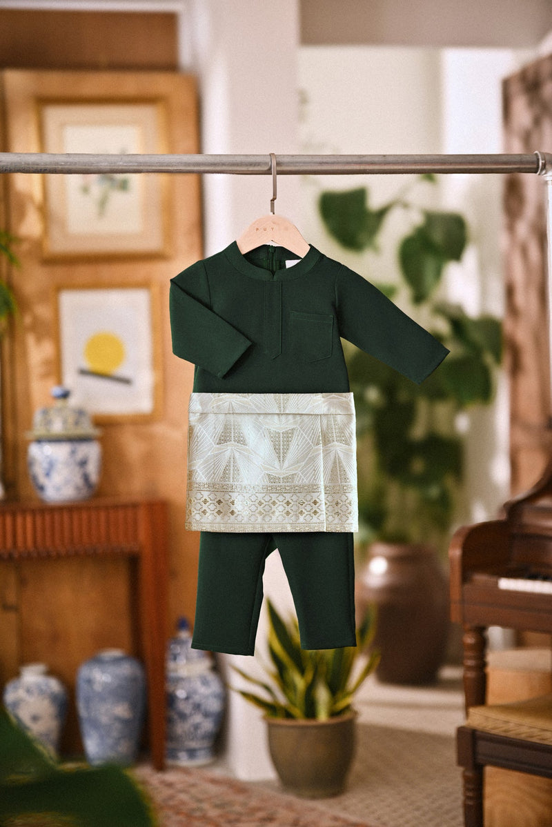 Arjuna Bespoke Fit Babies Baju Melayu Cekak Musang - Emerald Green