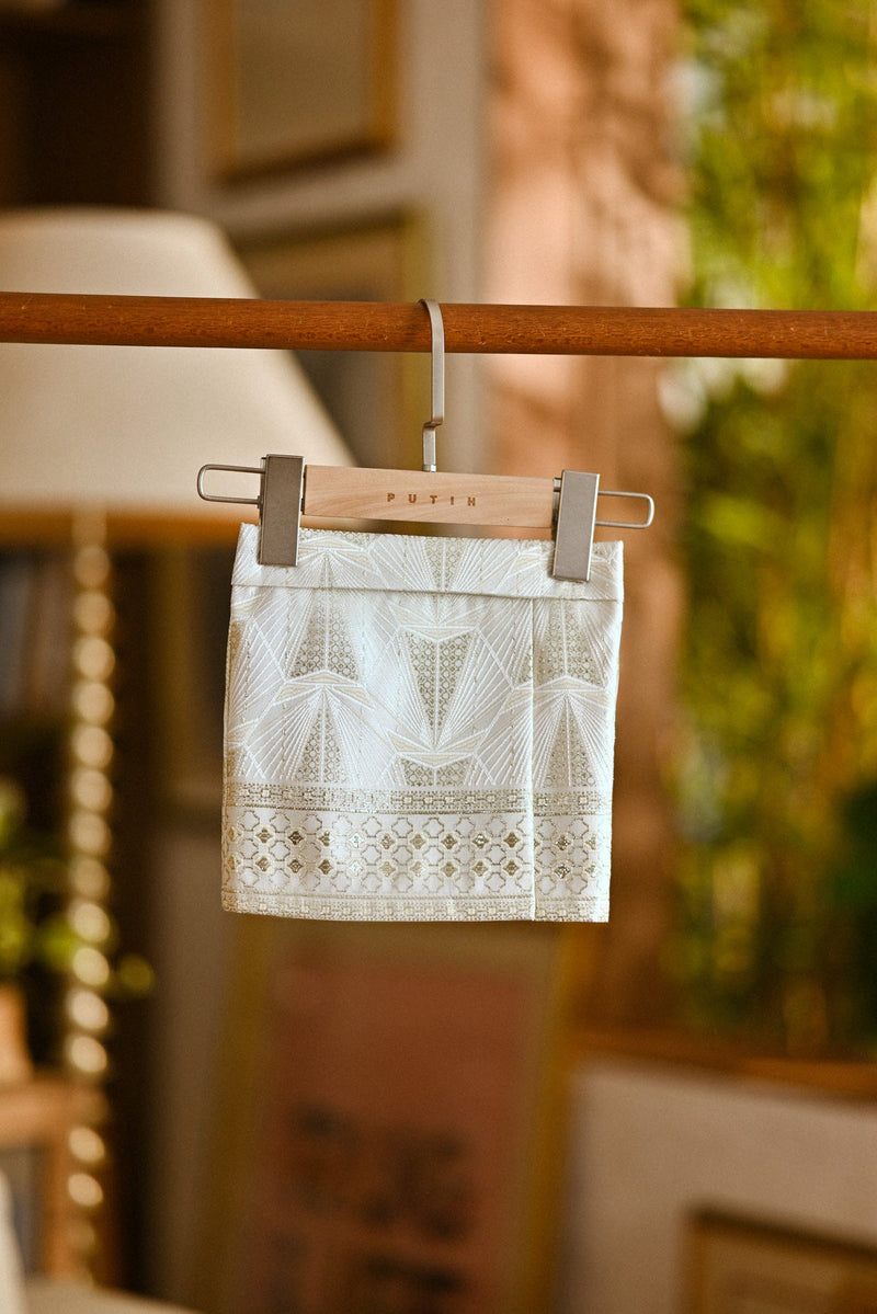 Modern Instant Samping Babies - White Pyramid