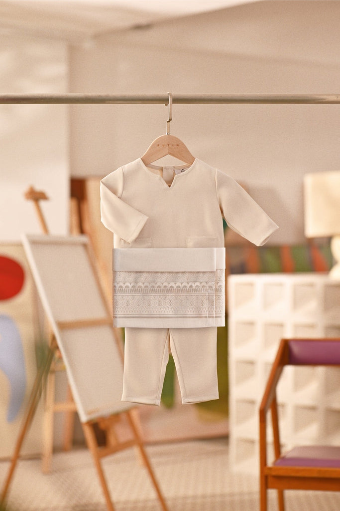 Baju Melayu Babies Teluk Belanga Deluxe Smart Fit - Whisper White